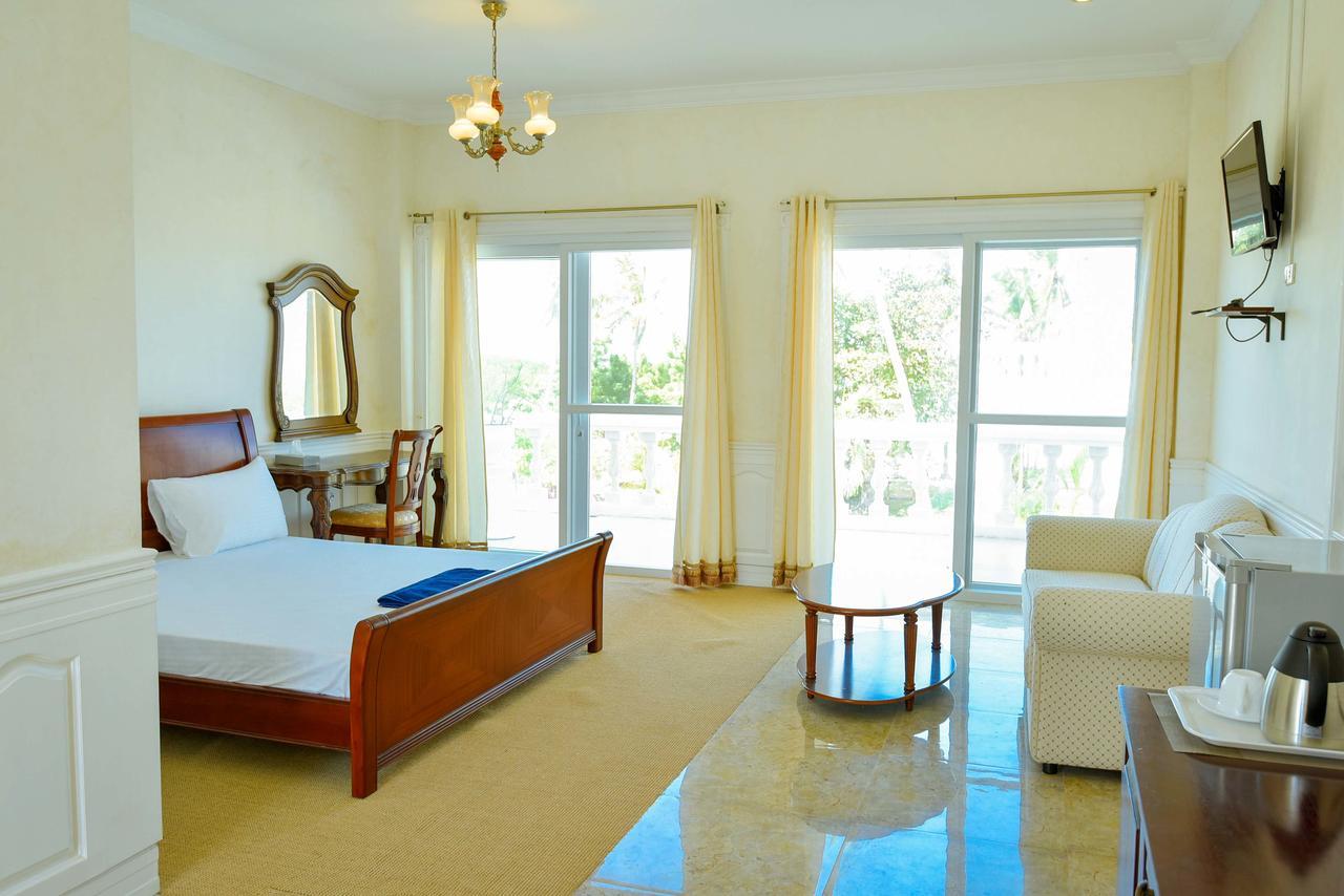 Hotel Casablanca By The Sea Olango Island Exterior foto