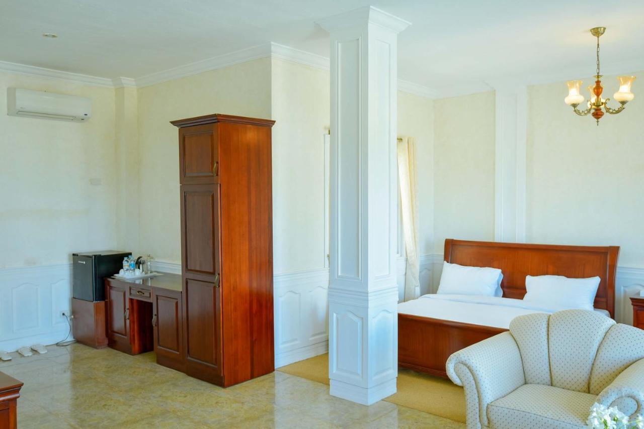 Hotel Casablanca By The Sea Olango Island Exterior foto