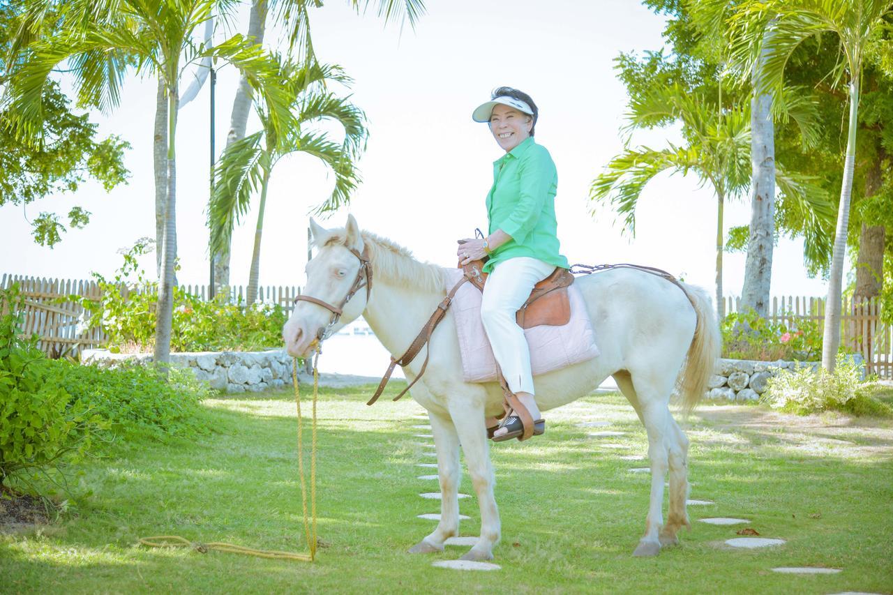 Hotel Casablanca By The Sea Olango Island Exterior foto