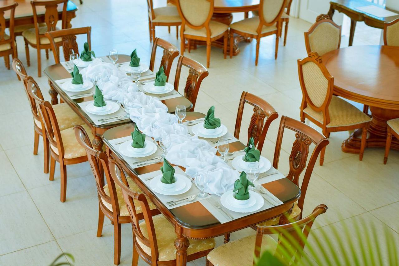 Hotel Casablanca By The Sea Olango Island Exterior foto
